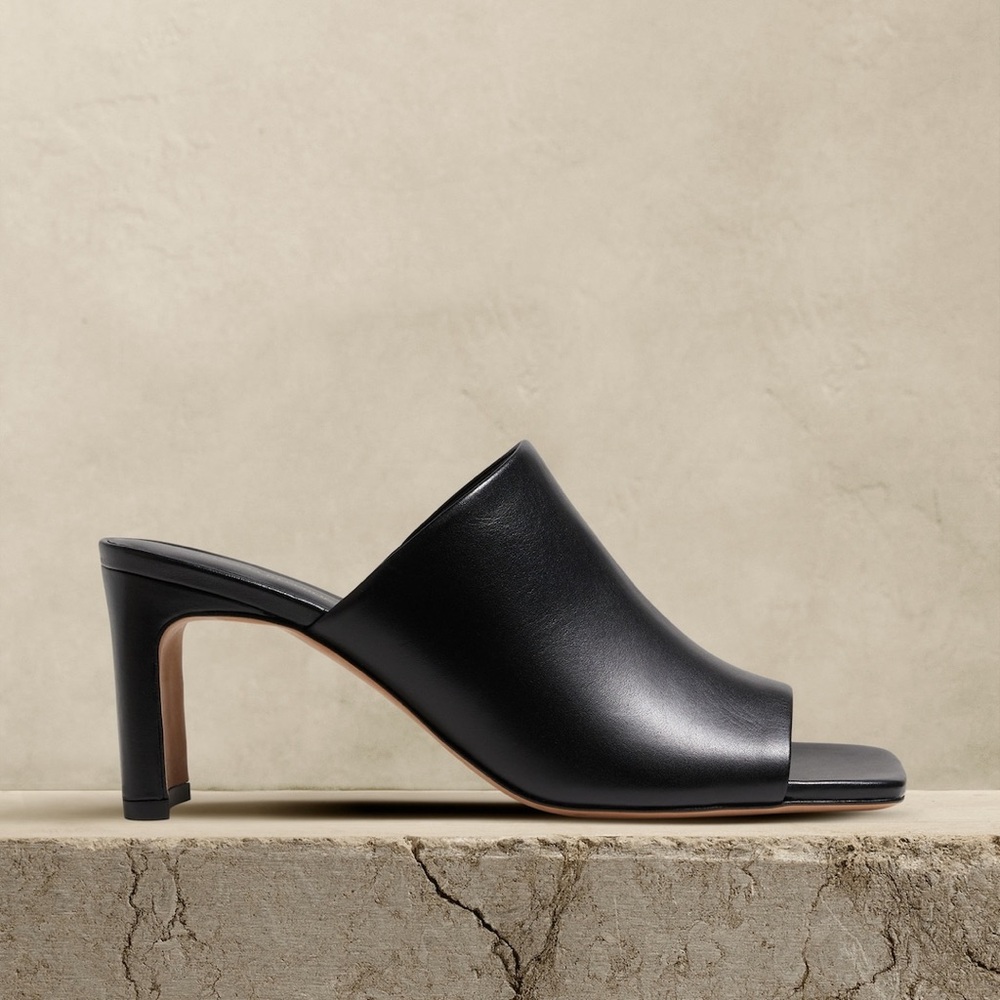 NIB Banana Republic Lucca Leather Square Toe Mule Heels Black Size 10.5